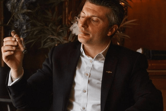 How to put out a cigar effectively