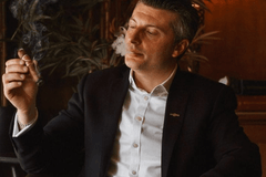 How to put out a cigar effectively